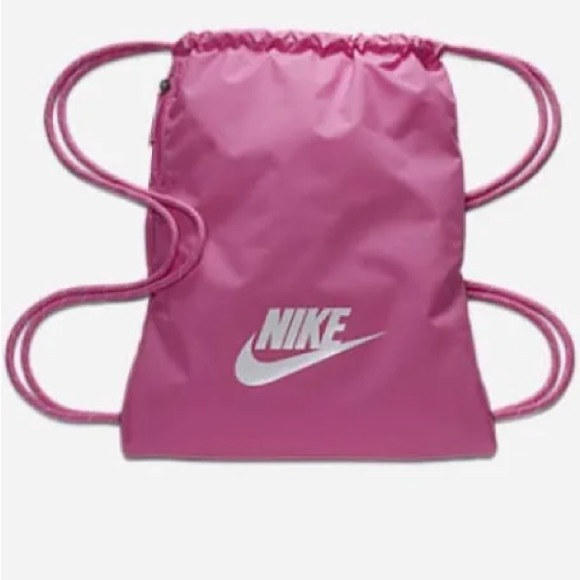 Nike Handbags - Nike Heritage Drawstring Bag